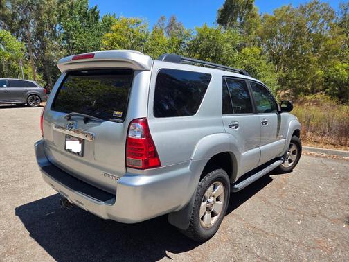 Silver 2007 Toyota 4Runner SR5
