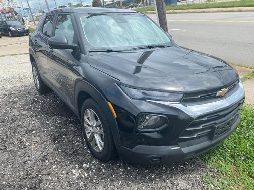 Black 2021 Chevrolet Trailblazer LS