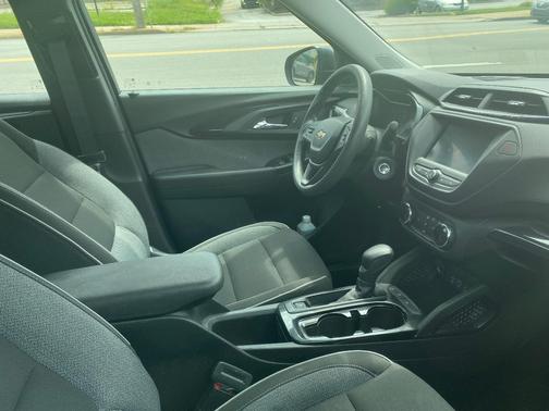 Black 2021 Chevrolet Trailblazer LS