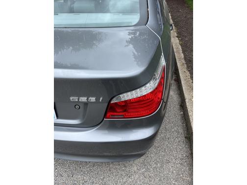 2009 BMW 528 xi