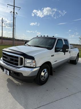 2004 Ford F-350 XLT Crew Cab Super Duty