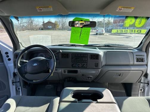 2004 Ford F-350 XLT Crew Cab Super Duty