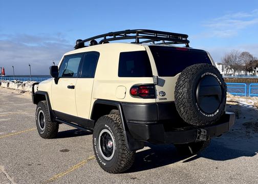 2010 Toyota FJ Cruiser Base