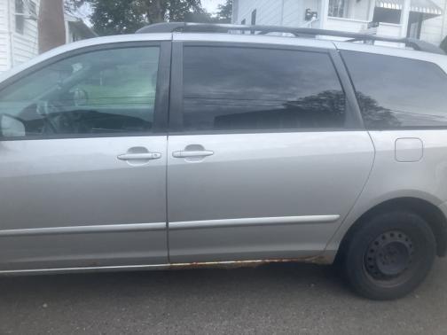 2007 Toyota Sienna CE