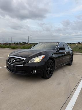 Black 2013 INFINITI M37 Base