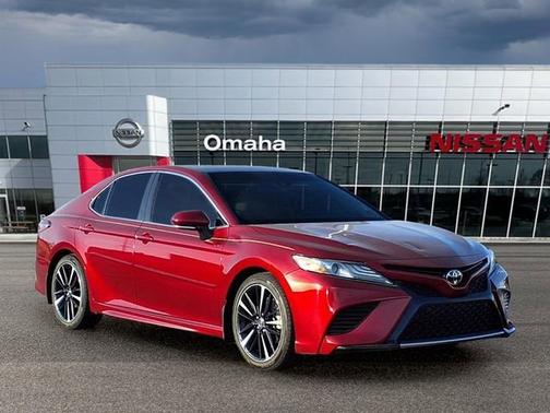 Red 2018 Toyota Camry XSE