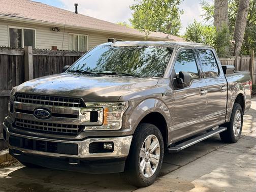 Gray 2018 Ford F-150 XLT