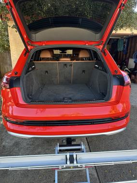 2019 Audi e-tron Premium Plus