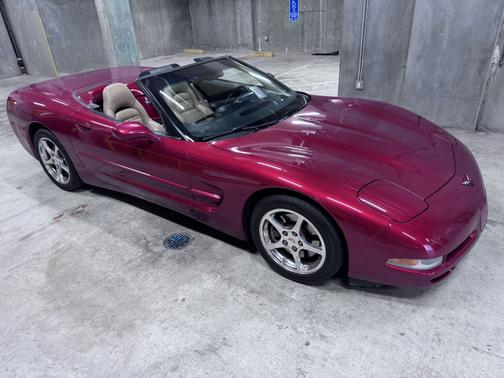 2001 Chevrolet Corvette Base