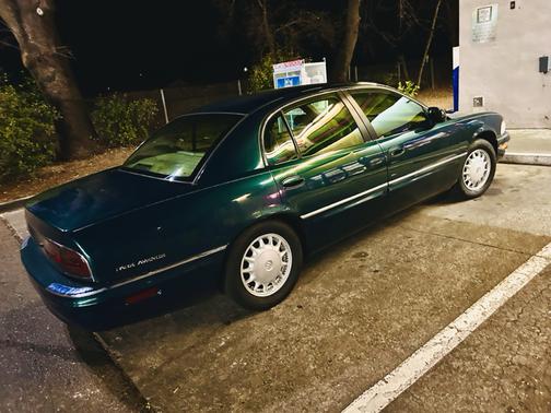 1999 Buick Park Avenue Base