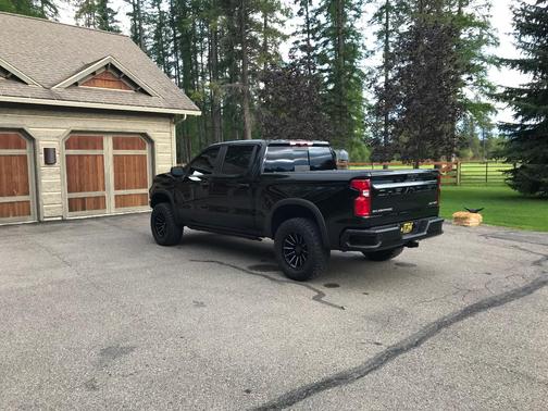 Black 2024 Chevrolet Silverado 1500 ZR2