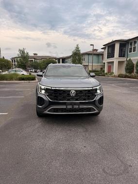 Gray 2024 Volkswagen Atlas Cross Sport 2.0T SE w/Technology