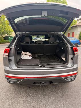 Gray 2024 Volkswagen Atlas Cross Sport 2.0T SE w/Technology