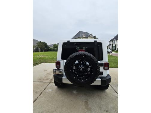 White 2017 Jeep Wrangler Unlimited Sahara