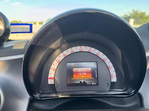 White 2018 smart ForTwo Electric Drive Prime