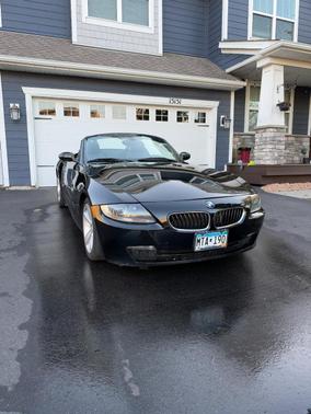 Black 2006 BMW Z4 3.0i Roadster