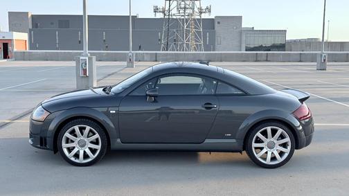 Gray 2005 Audi TT 3.2L