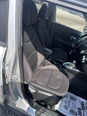 2018 Kia Soul Base