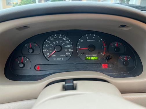 2004 Ford Mustang Base