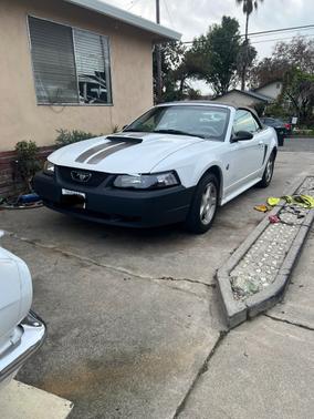2004 Ford Mustang Base