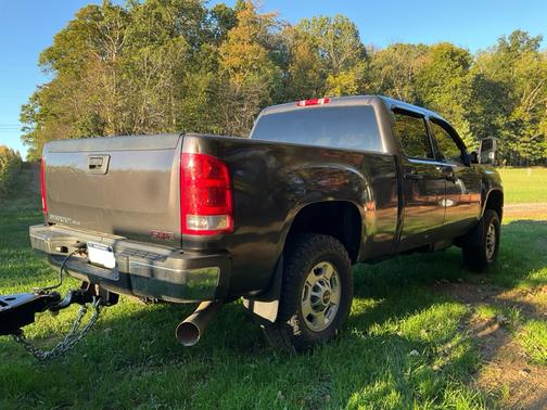 2011 GMC Sierra 2500 SLE