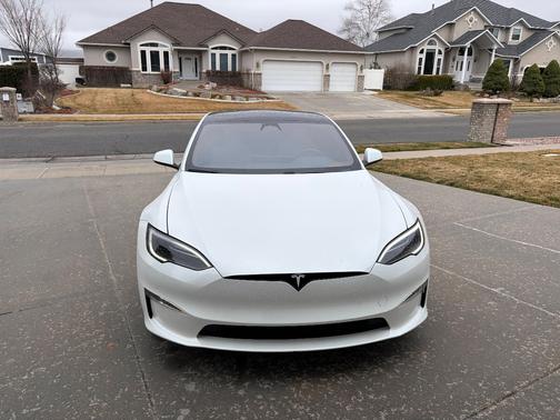 2023 Tesla Model S Plaid