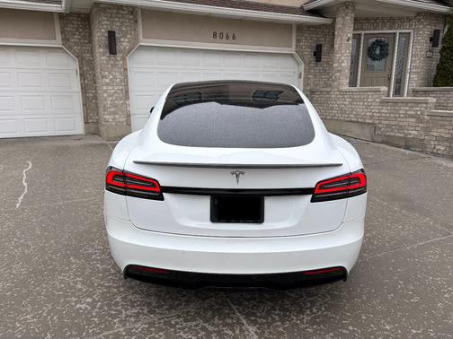 2023 Tesla Model S Plaid