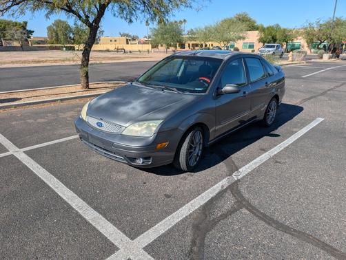 2005 Ford Focus ZX4 ST