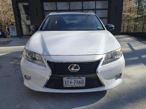 2015 Lexus ES 350 Crafted Line