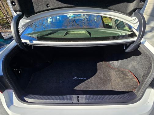 2015 Lexus ES 350 Crafted Line