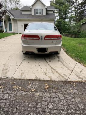Beige 2010 Lincoln MKZ Base