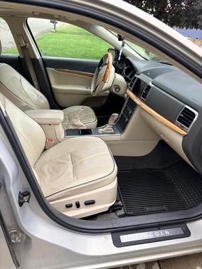 Beige 2010 Lincoln MKZ Base