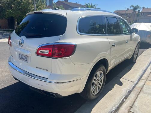White 2015 Buick Enclave Convenience
