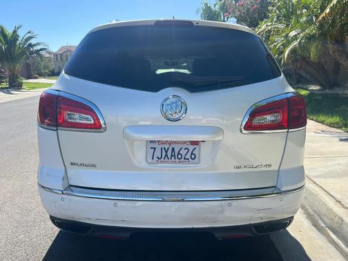 White 2015 Buick Enclave Convenience