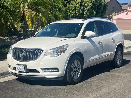 White 2015 Buick Enclave Convenience