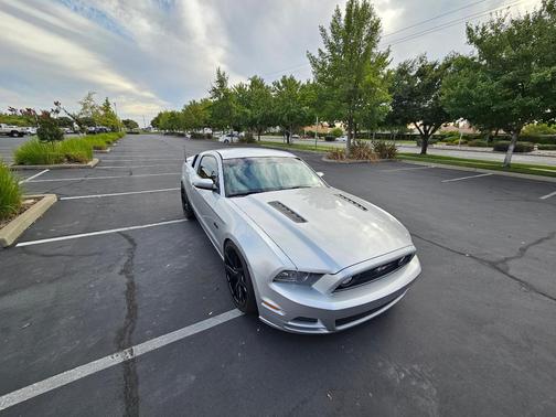 Silver 2014 Ford Mustang GT Premium