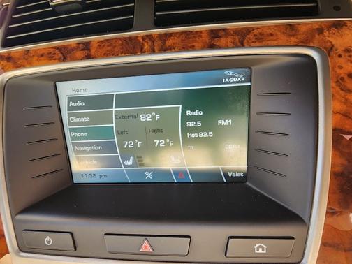 2007 Jaguar XKR Base