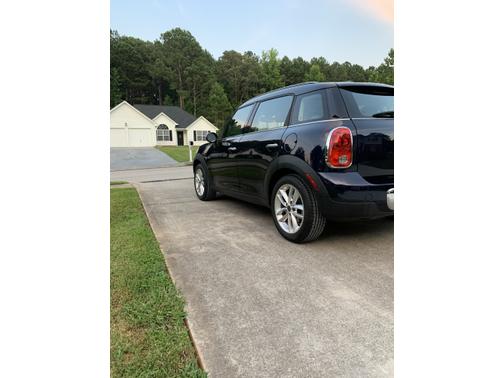 2011 MINI Cooper Countryman Base