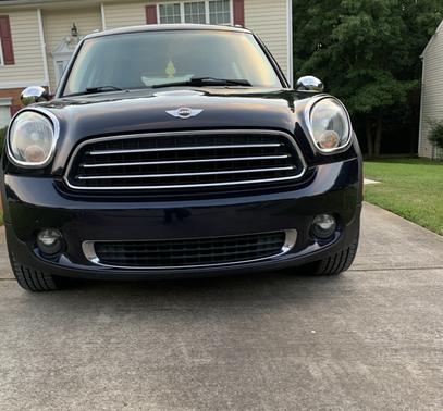 2011 MINI Cooper Countryman Base