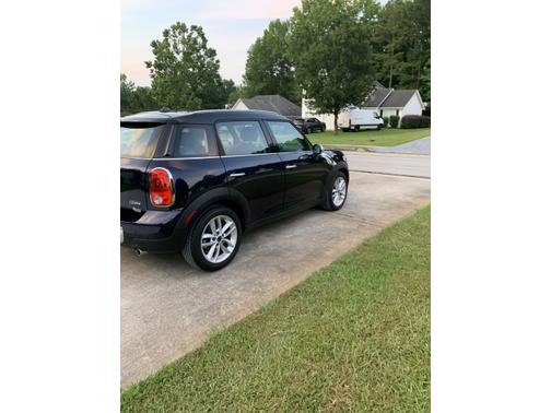 2011 MINI Cooper Countryman Base