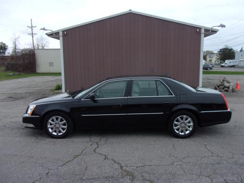 2010 Cadillac DTS Premium Collection