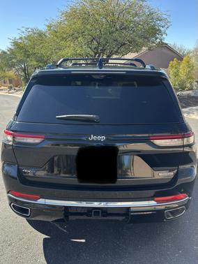 2022 Jeep Grand Cherokee 4xe Overland