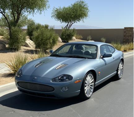 2005 Jaguar XKR Base