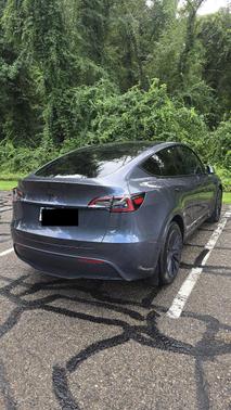 Silver 2023 Tesla Model Y Long Range
