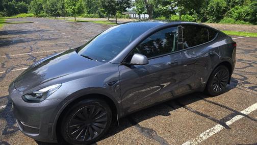 Silver 2023 Tesla Model Y Long Range