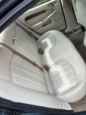 2002 Jaguar X-Type 2.5