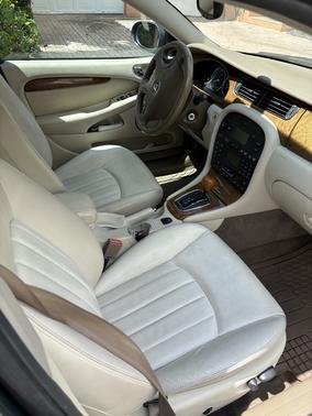 2002 Jaguar X-Type 2.5
