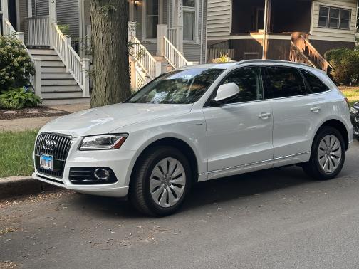 2014 Audi Q5 hybrid 2.0T Prestige