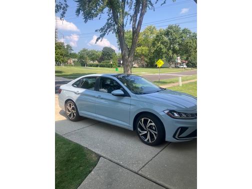 2025 Volkswagen Jetta SEL