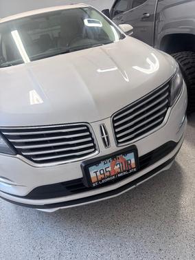 Beige 2018 Lincoln MKC Select